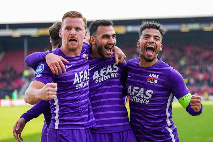 爱游戏体育APP-荷甲赛程吃紧，多特蒙德集结日远射贴柱，信心回归，医务组通报恢复-爱游戏体育APP